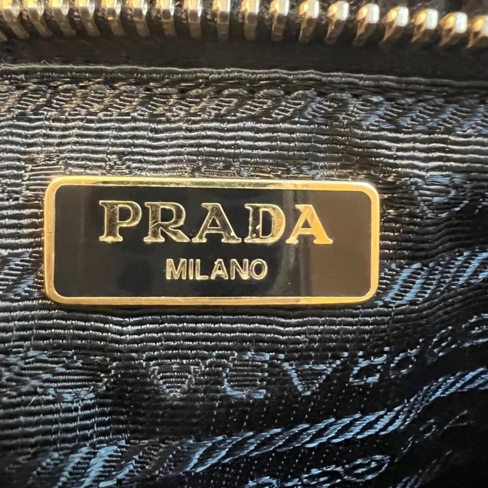 Prada Nappa Gauffre wristlet - Picture 11 of 12